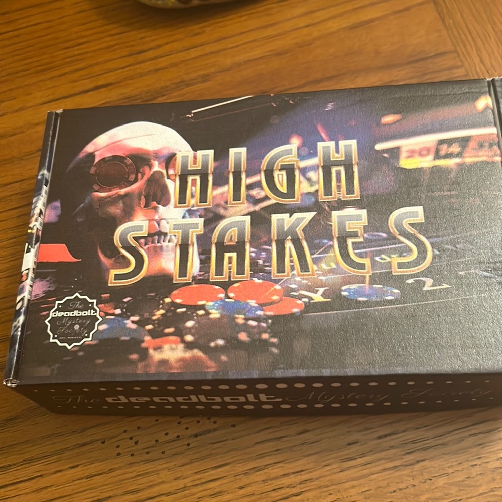 NWT - DEADBOLT MYSTERY GAME